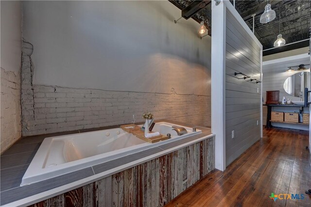 103 N Main Unit B, Moulton, TX 77975 - photo 5