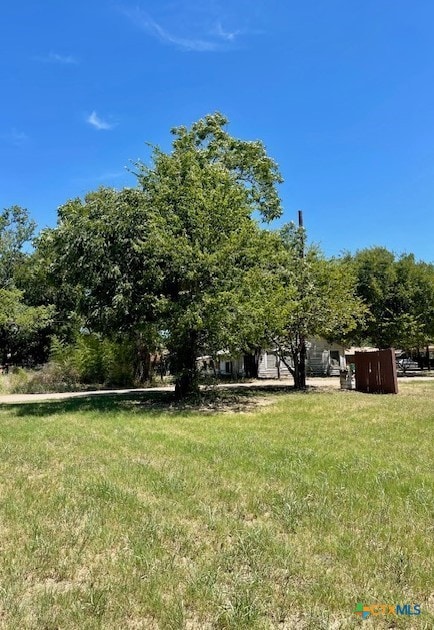 505 E 4th St, Cameron, TX 76520 - photo 4