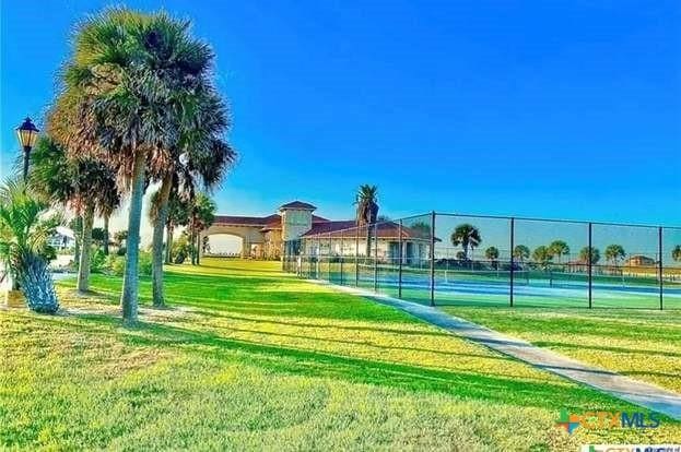 80 E Burgundy Bay Prt, Oconnor, TX 77982