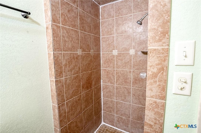 117 N 28th St, Gatesville, TX 76528 - full bathroom with tiled shower