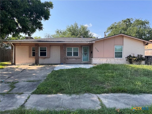 3106 Bobolink St, Victoria, TX 77901 - ranch-style home with brick siding