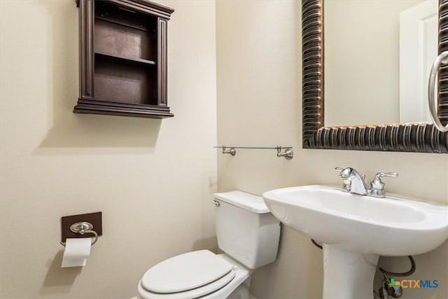 5909 Turtle Creek Trl, Temple, TX 76502 - half bath with toilet