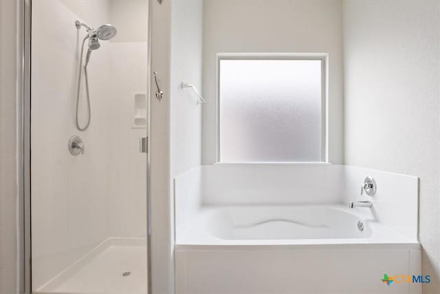 6231 Ambrose Cir, Temple, TX 76502 - full bath featuring a shower stall and a garden tub