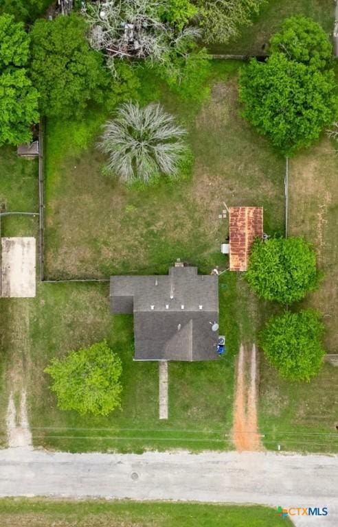 704 Maple St, Yoakum, TX 77995 - aerial view