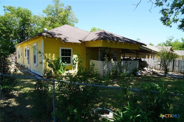 view of front facade