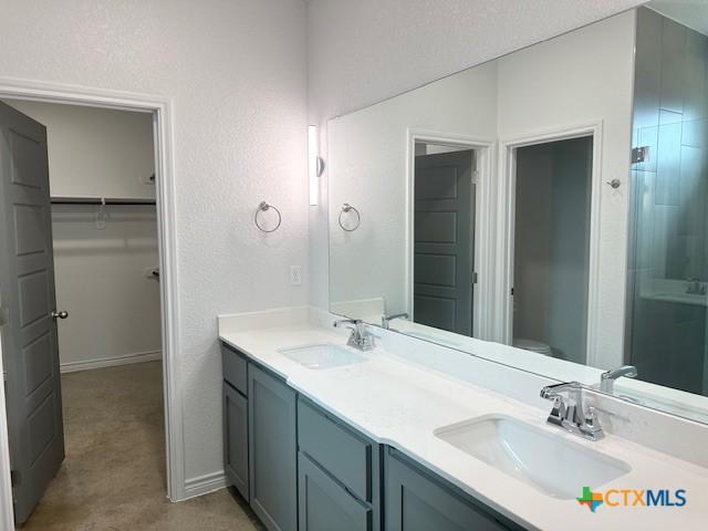 empty room featuring concrete flooring