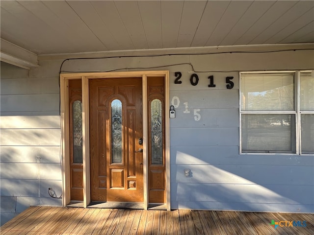 view of entrance to property