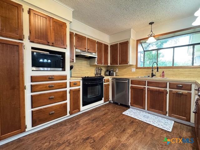 103 Northwood Dr, Cuero, TX 77954 - photo 6