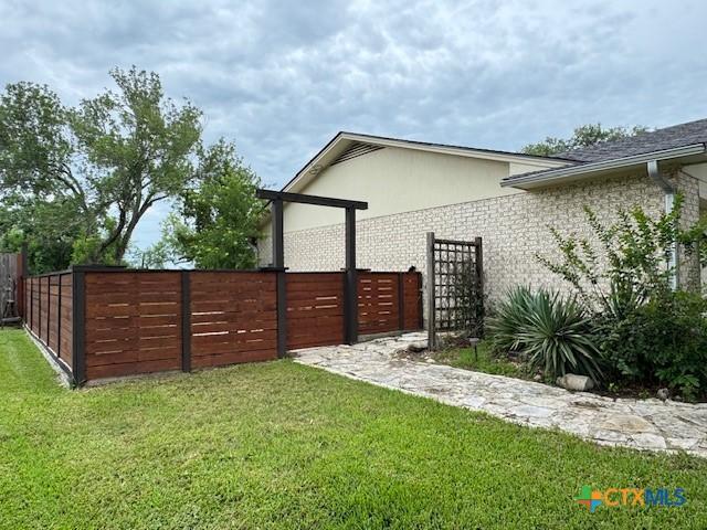 103 Northwood Dr, Cuero, TX 77954 - photo 24
