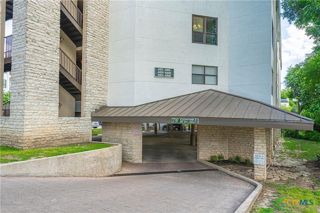 401 W Lincoln St Unit A201, New Braunfels, TX 78130 - view of building exterior
