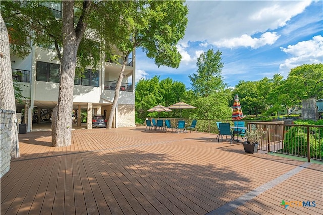 401 W Lincoln St Unit A201, New Braunfels, TX 78130 - deck featuring outdoor dining space