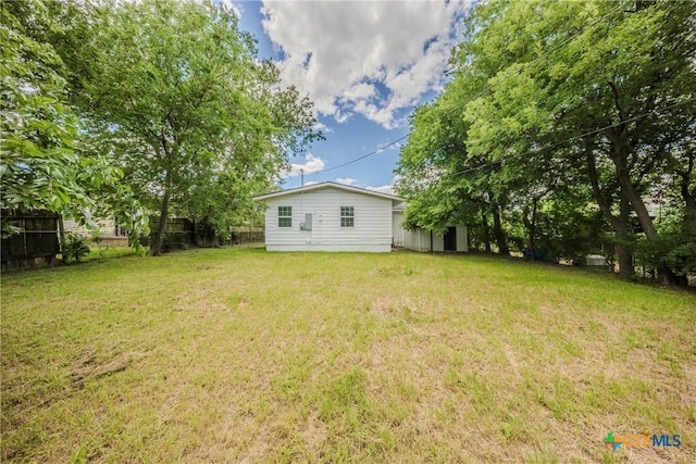 2613 Goliad St, Temple, TX 76501 - view of yard