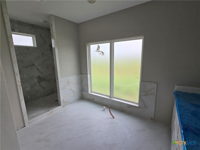 8186 S Lone Star Pkwy, Moody, TX 76657 - kitchen featuring white cabinetry, light wood-type flooring, and a healthy amount of sunlight