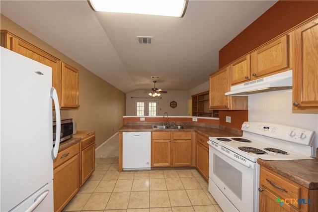 3259 Wren Brook Dr, New Braunfels, TX 78130 - kitchen featuring white appliances, under cabinet range hood, a sink, a ceiling fan, and a peninsula