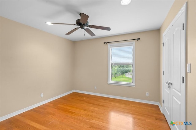 26 Cotswold Ln, Victoria, TX 77904 - empty room featuring light wood-style flooring, ceiling fan, and recessed lighting