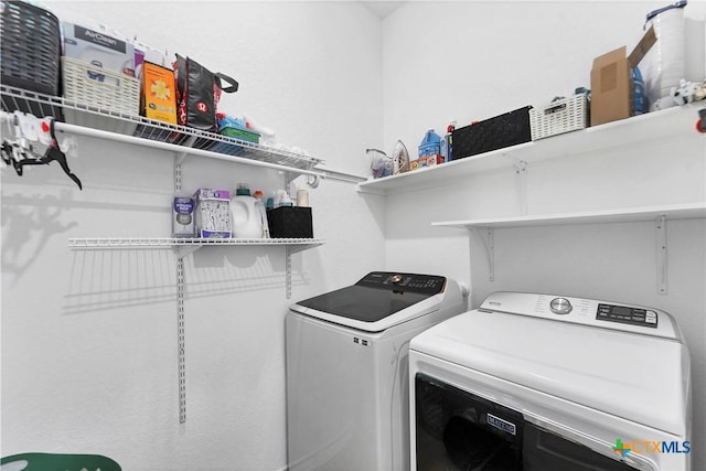 1620 Craftsman, New Braunfels, TX 78132 - washroom featuring washer and dryer