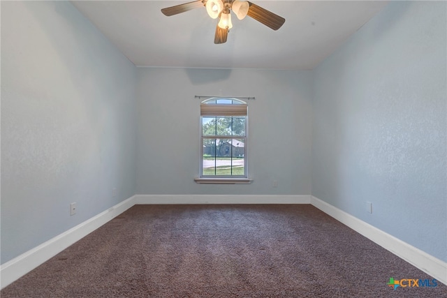 unfurnished room with carpet flooring and ceiling fan