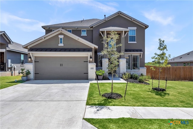 view of front of property featuring a front yard