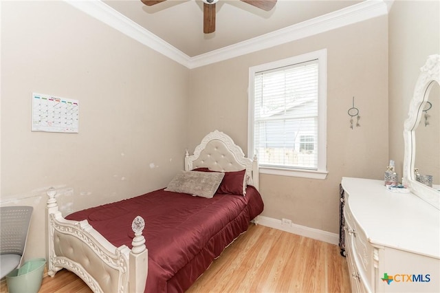 235 Gray St, San Antonio, TX 78208 - bedroom with ornamental molding, light wood-style floors, baseboards, and a ceiling fan