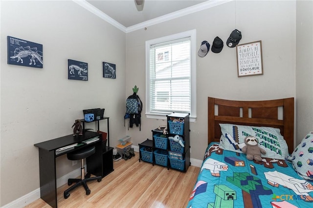 235 Gray St, San Antonio, TX 78208 - bedroom with wood finished floors, ornamental molding, baseboards, and ceiling fan