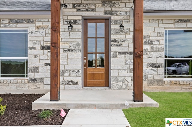 view of property entrance