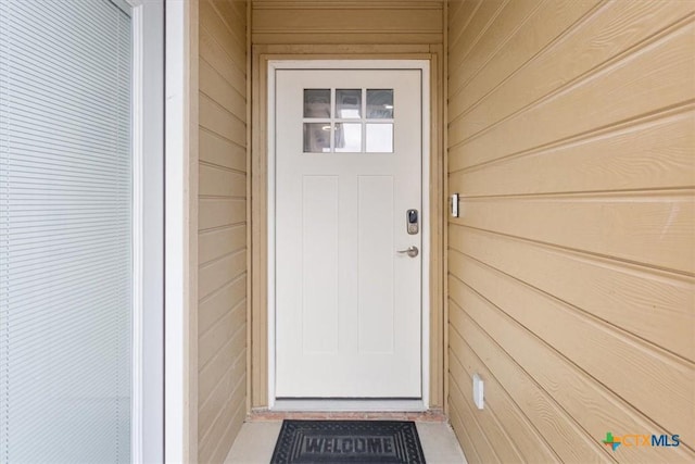 view of property entrance
