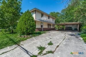 922 N Bowie St, Seguin, TX 78155