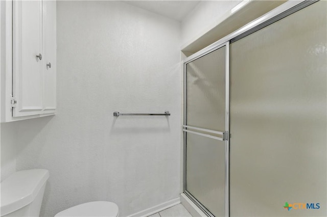 6022 Wildwind Dr, Windcrest, TX 78239 - full bathroom with toilet and a shower stall