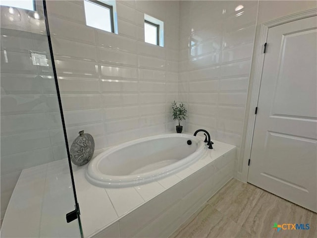 4316 Sunflower Ln, Temple, TX 76502 - full bathroom featuring a bath