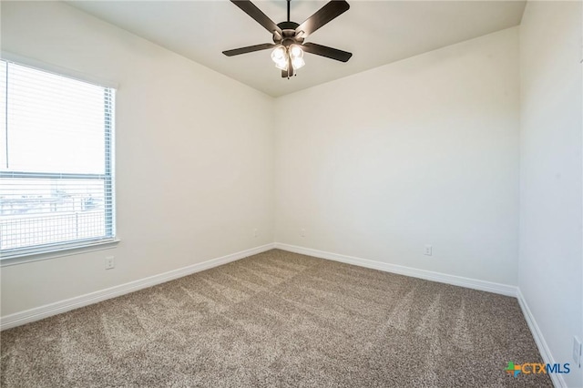 unfurnished room featuring carpet floors and ceiling fan