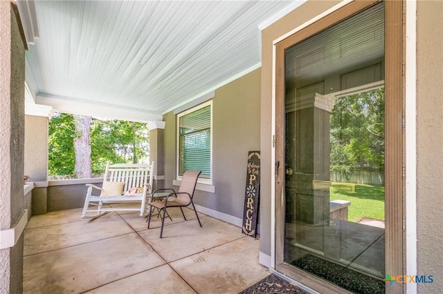 1004 Mitchell St, Gonzales, TX 78629 - view of porch