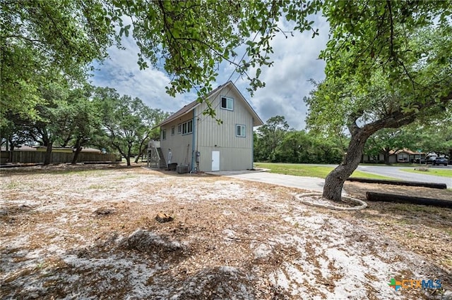 120 Retama Ln, Rockport, TX 78382 - view of home's exterior featuring stairway