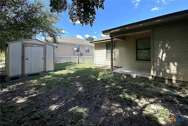 317 Janelle Dr, Copperas Cove, TX 76522 - view of yard with a shed