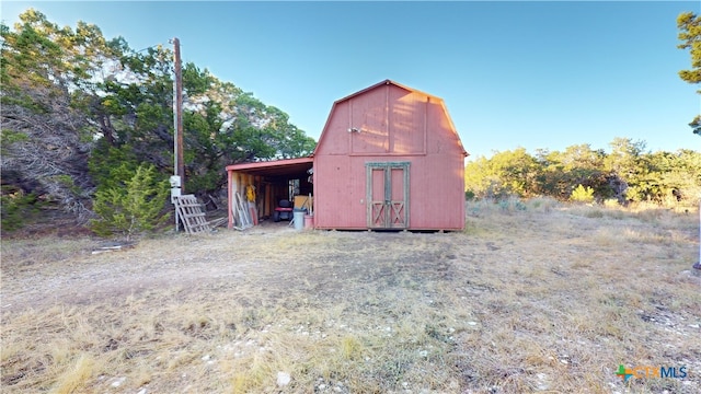 view of outbuilding