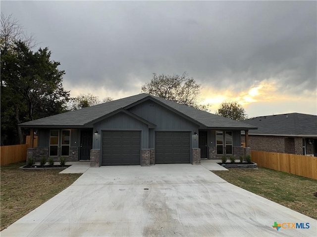 view of front of house featuring a garage