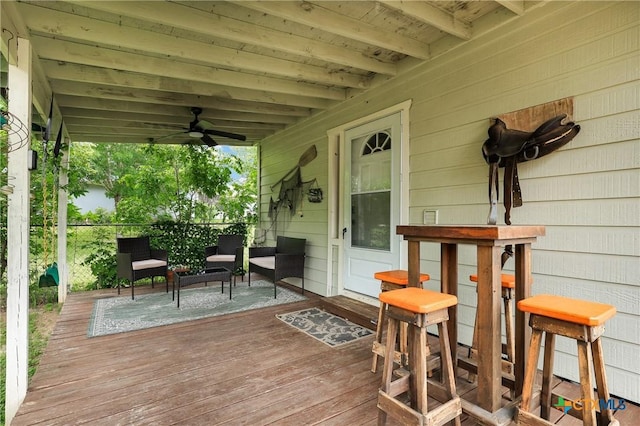 deck with ceiling fan