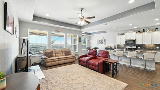 323 Limestone Crk, New Braunfels, TX 78130 - photo 11