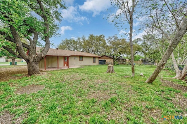 1117 Lindsey Cir, Belton, TX 76513 - view of yard with fence