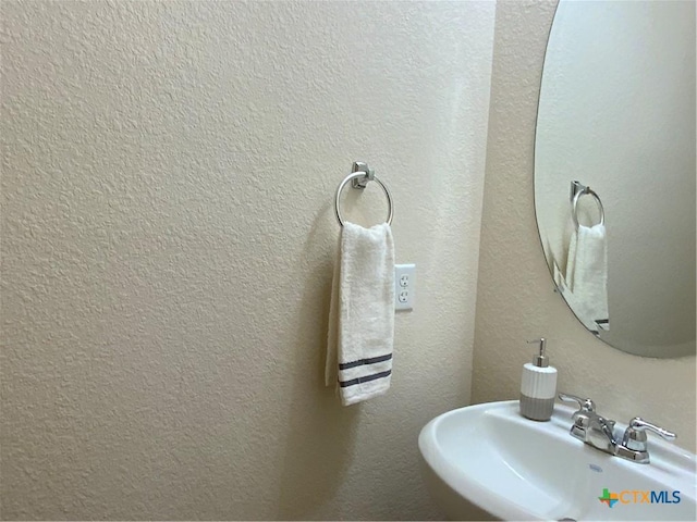 4004 Brookhaven Dr, Temple, TX 76504 - bathroom with a sink