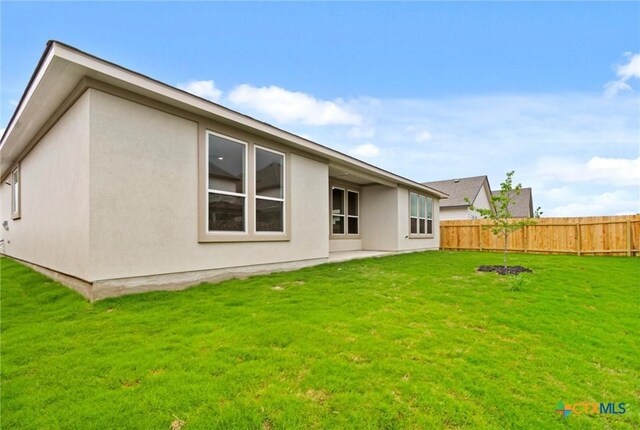 812 Waylon Cir, Killeen, TX 76542 - back of house with stucco siding