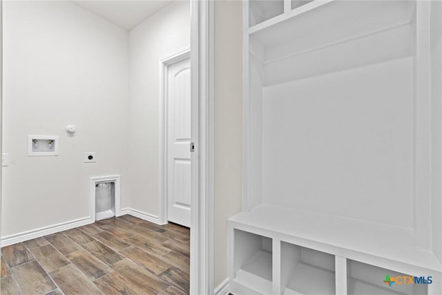 812 Waylon Cir, Killeen, TX 76542 - mudroom with dark wood-style floors and baseboards
