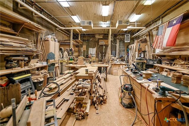 122 E Main St, Cuero, TX 77954 - miscellaneous room with a workshop area