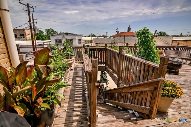122 E Main St, Cuero, TX 77954 - view of wooden terrace