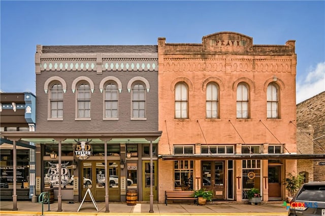 122 E Main St, Cuero, TX 77954 - view of property