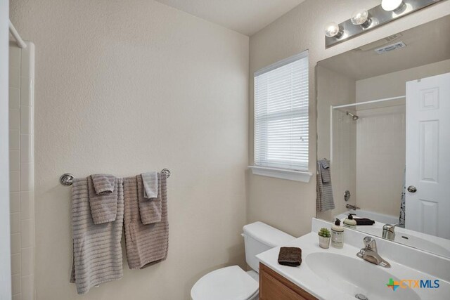 730 E Mather St Unit B101, New Braunfels, TX 78130 - full bathroom with vanity and shower / washtub combination