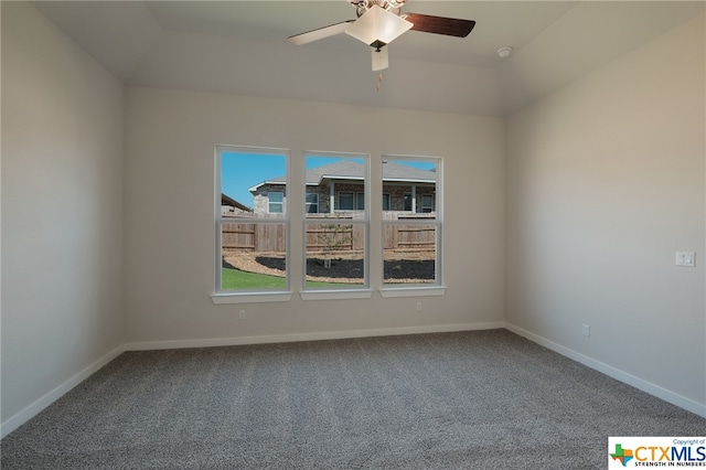 unfurnished room featuring carpet flooring and ceiling fan