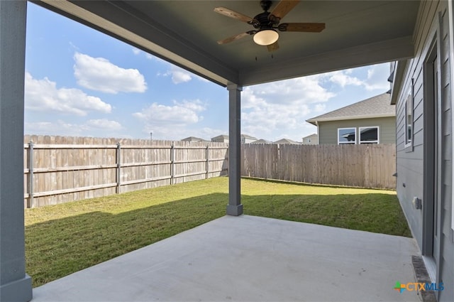 view of patio with ceiling fan