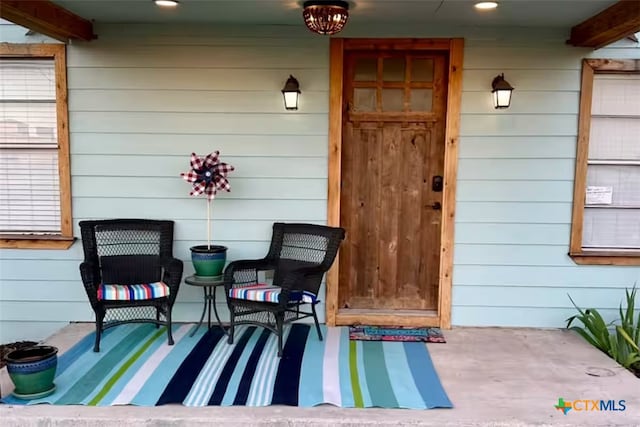 747 Oasis St, New Braunfels, TX 78130 - entrance to property featuring covered porch