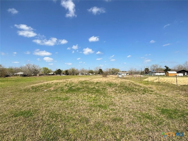 Listing photo 2 for 2910 Pleasant Green Dr, Victoria TX 77901