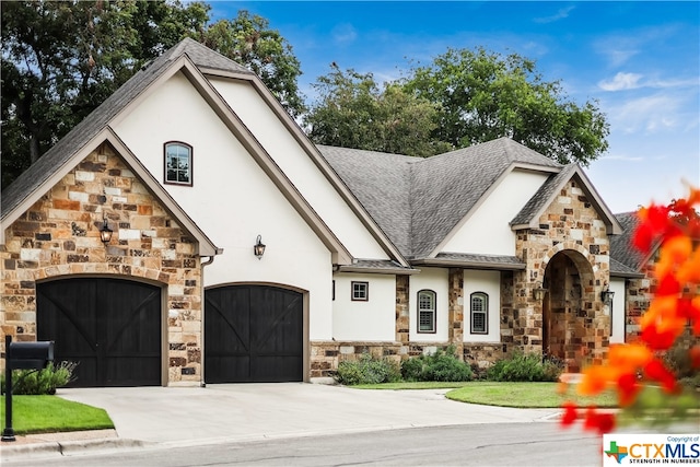 view of front facade with a garage